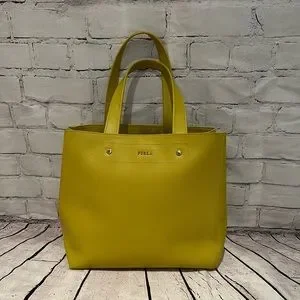 ☆FURLA☆ ESSENTIAL Tote M トートバッグ YELLOW♪ ☆FURLA☆ ESSENTIAL Tote M トートバッグ YELLOW♪ (FURLA